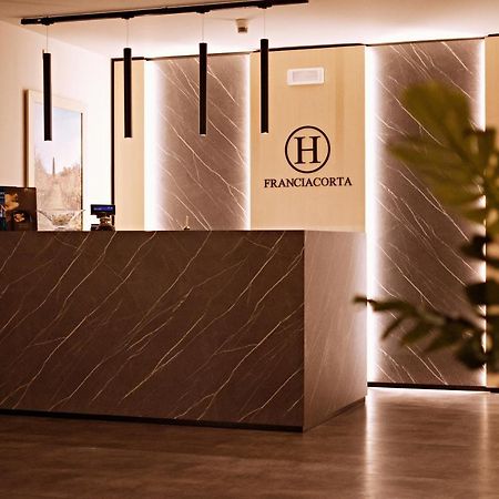 Hotel Franciacorta Paderno Franciacorta ภายนอก รูปภาพ